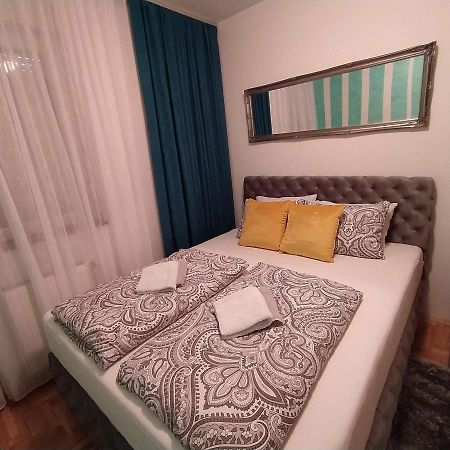 Daniris apartman Novi Sad Bagian luar foto