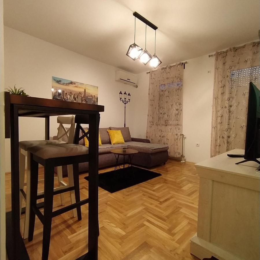 Daniris apartman Novi Sad Bagian luar foto